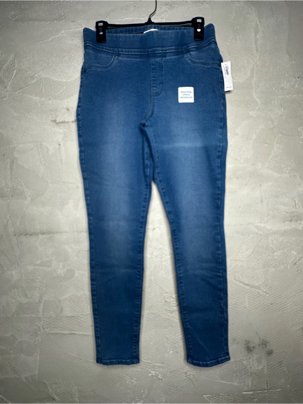 ✨ Old Navy Super Skinny Pull-On Jeans Size 8 NWT 💙